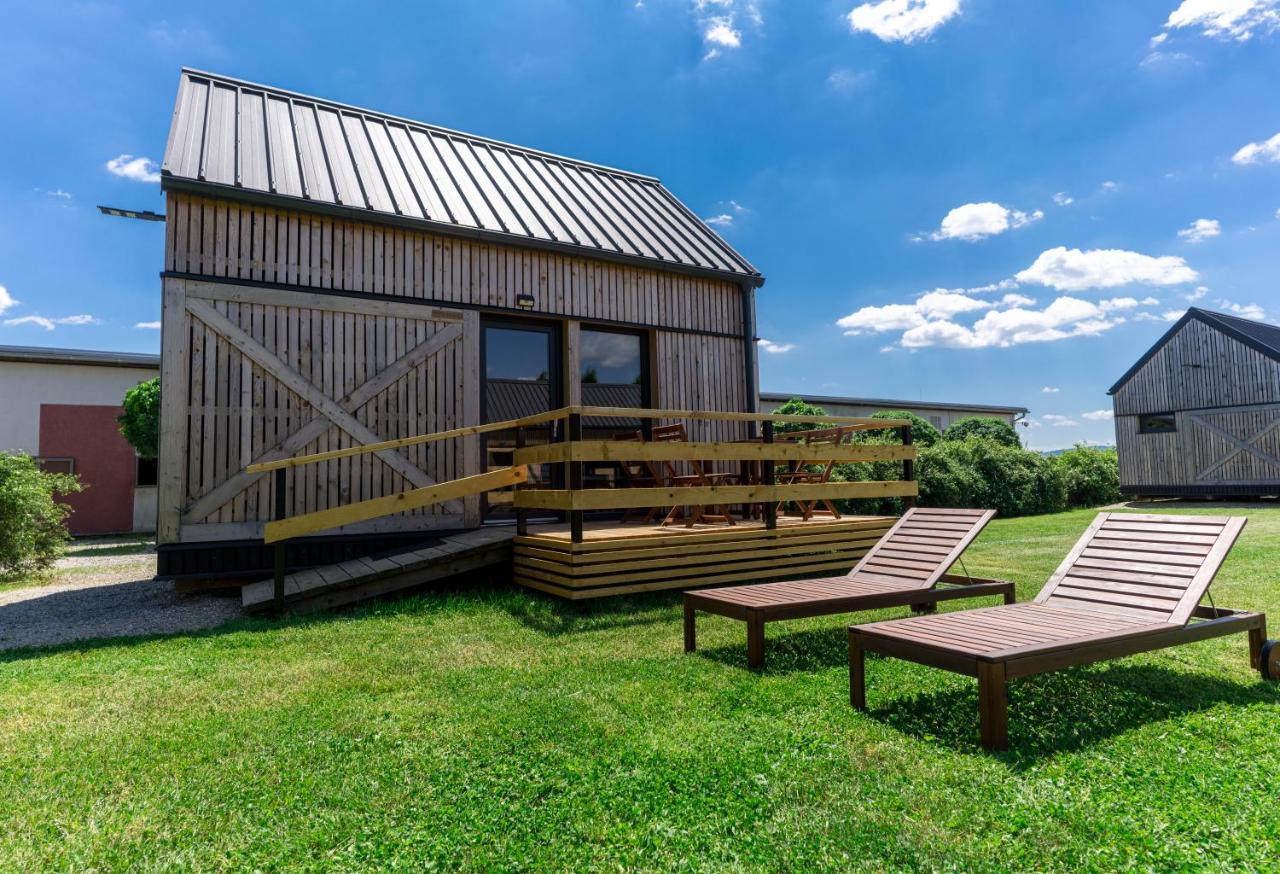 Отель Horse Glamping Park Cirkovce Экстерьер фото